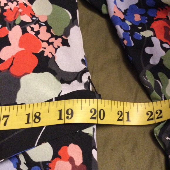 Floral Chiffon Off-the-Shoulder Banana Republic Dress - Picture 6 of 10